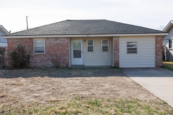 $192,000 | 305 Spruce Avenue, Dumas, TX 79029