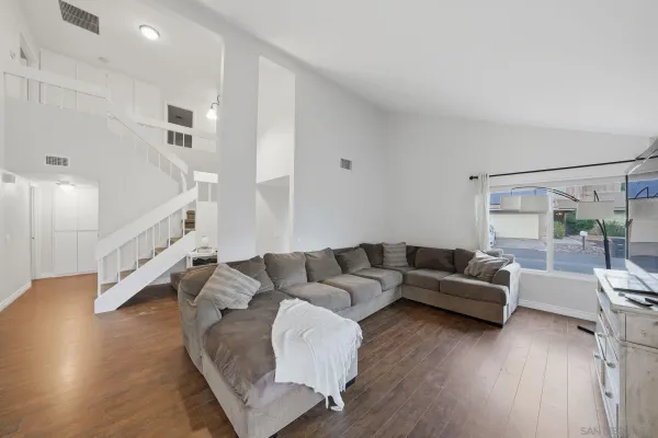 $699,999 | 2716 Grade Place, Spring Valley, CA 91977