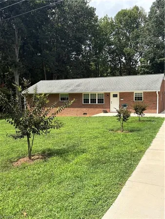$269,900 | 206 Hendrix Drive, Kernersville, NC 27284