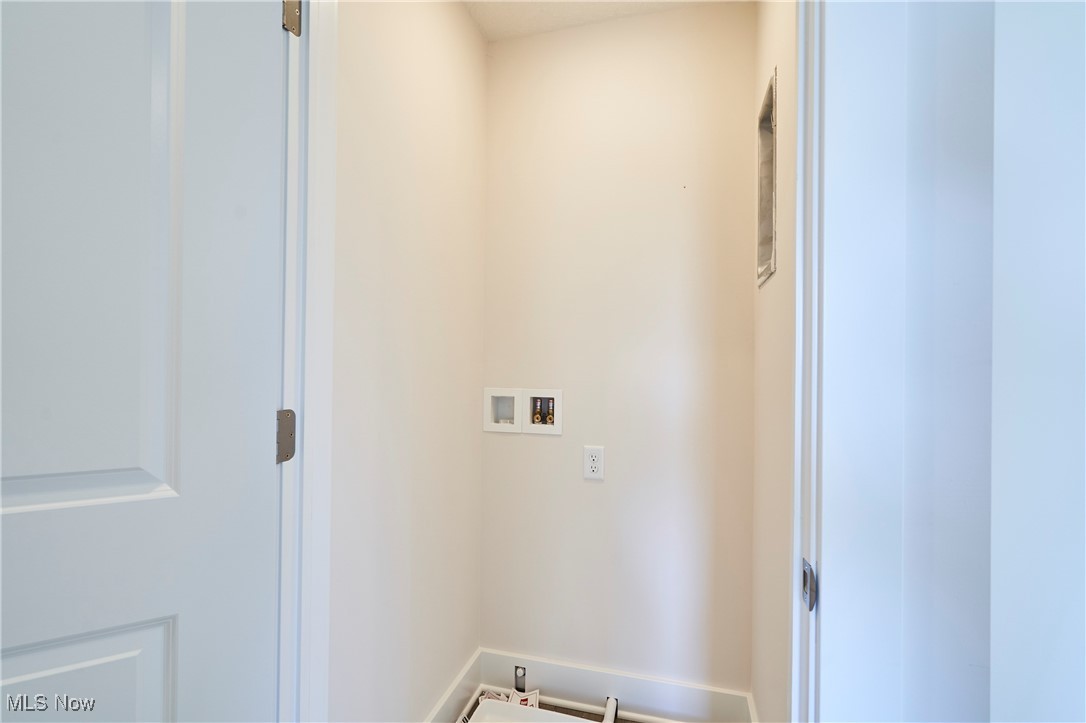 596 Mull Avenue, Unit 8 Akron, OH 44313 - Photo 11 of 35 Upstairs Laundry