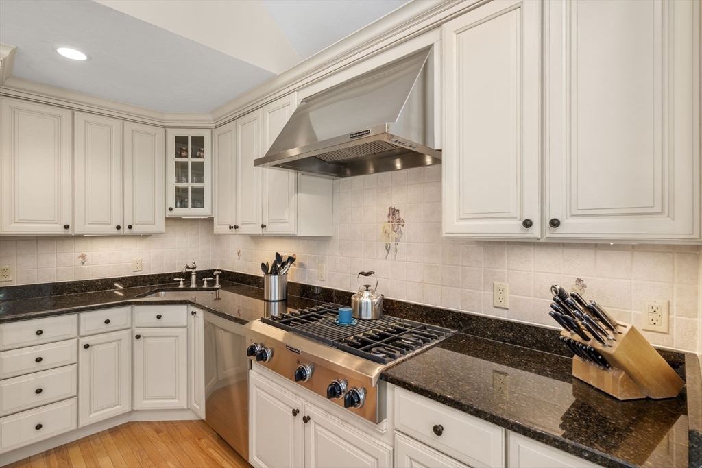 71 Blue Spruce Way, Unit 71 Mashpee, MA 02649 - Photo 11 of 34 Gallery Image 11
