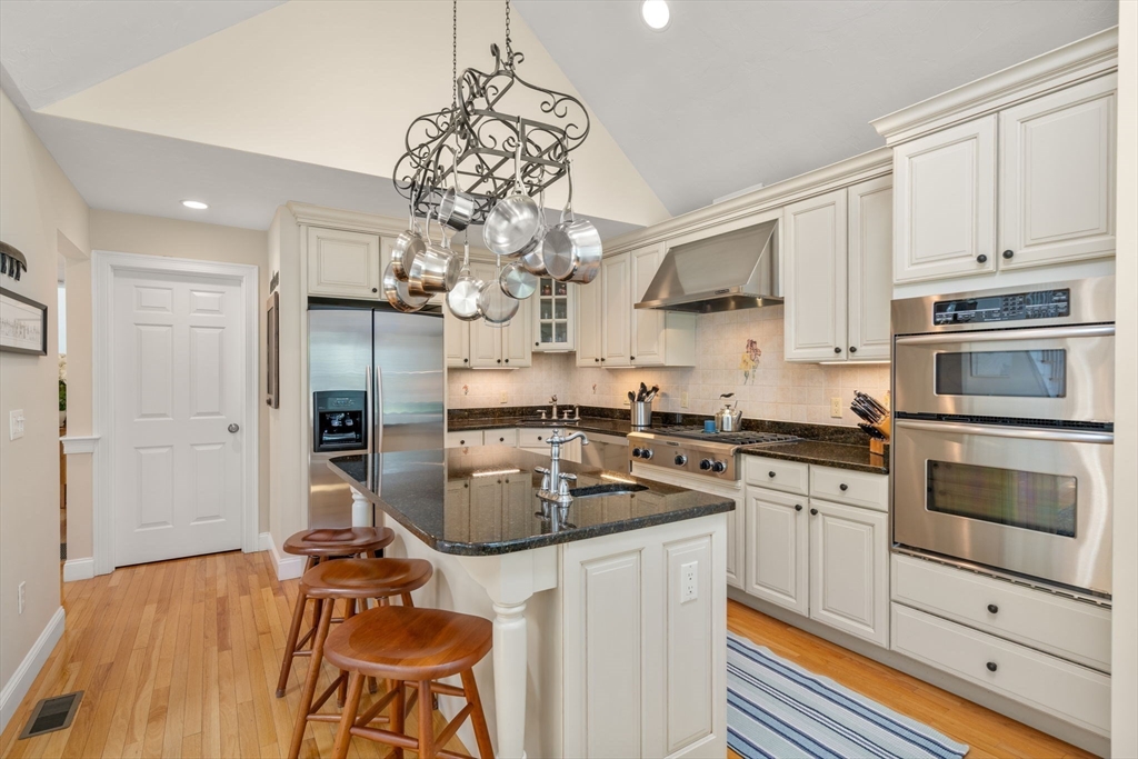71 Blue Spruce Way, Unit 71 Mashpee, MA 02649 - Photo 10 of 34 Gallery Image 10