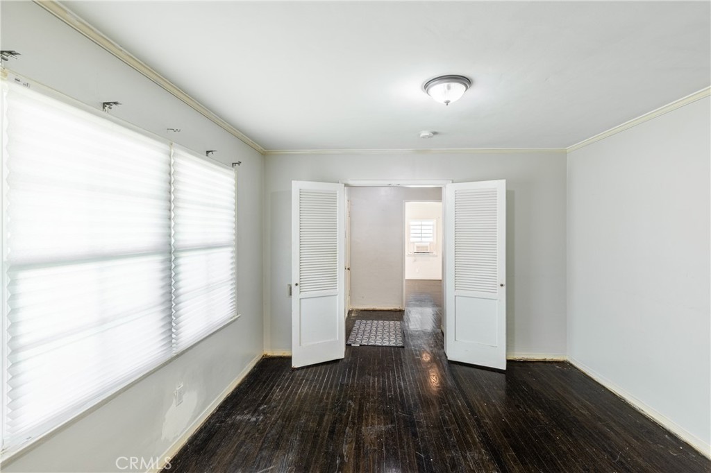 604 Grove Place Glendale, CA 91206 - Photo 20 of 30 a view of empty room with wooden floor and fan