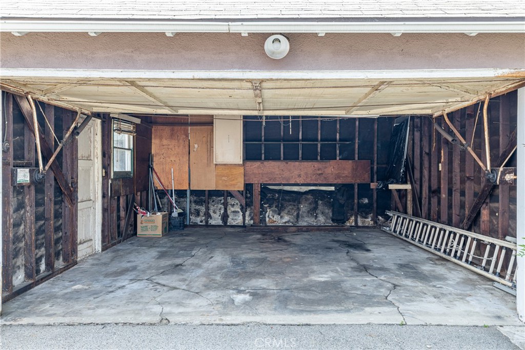 604 Grove Place Glendale, CA 91206 - Photo 30 of 30 a view of water heater room