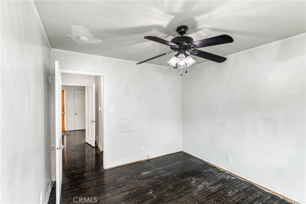 604 Grove Place Glendale, CA 91206 - Photo 5 of 30 a view of entryway with wooden floor