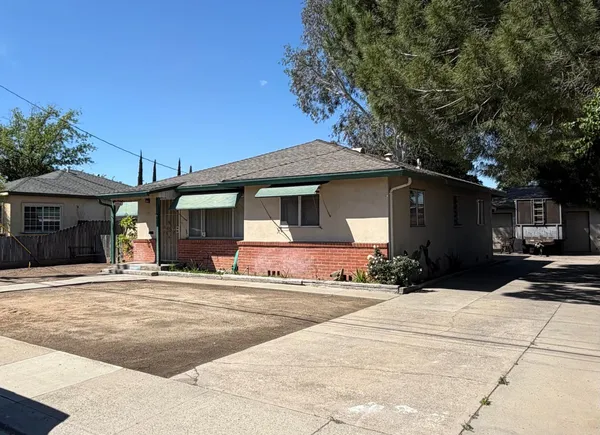 $427,000 | 2233 6th Street, Ceres, CA 95307