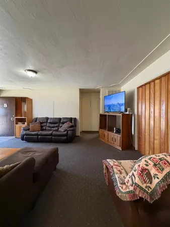 $427,000 | 2233 6th Street, Ceres, CA 95307