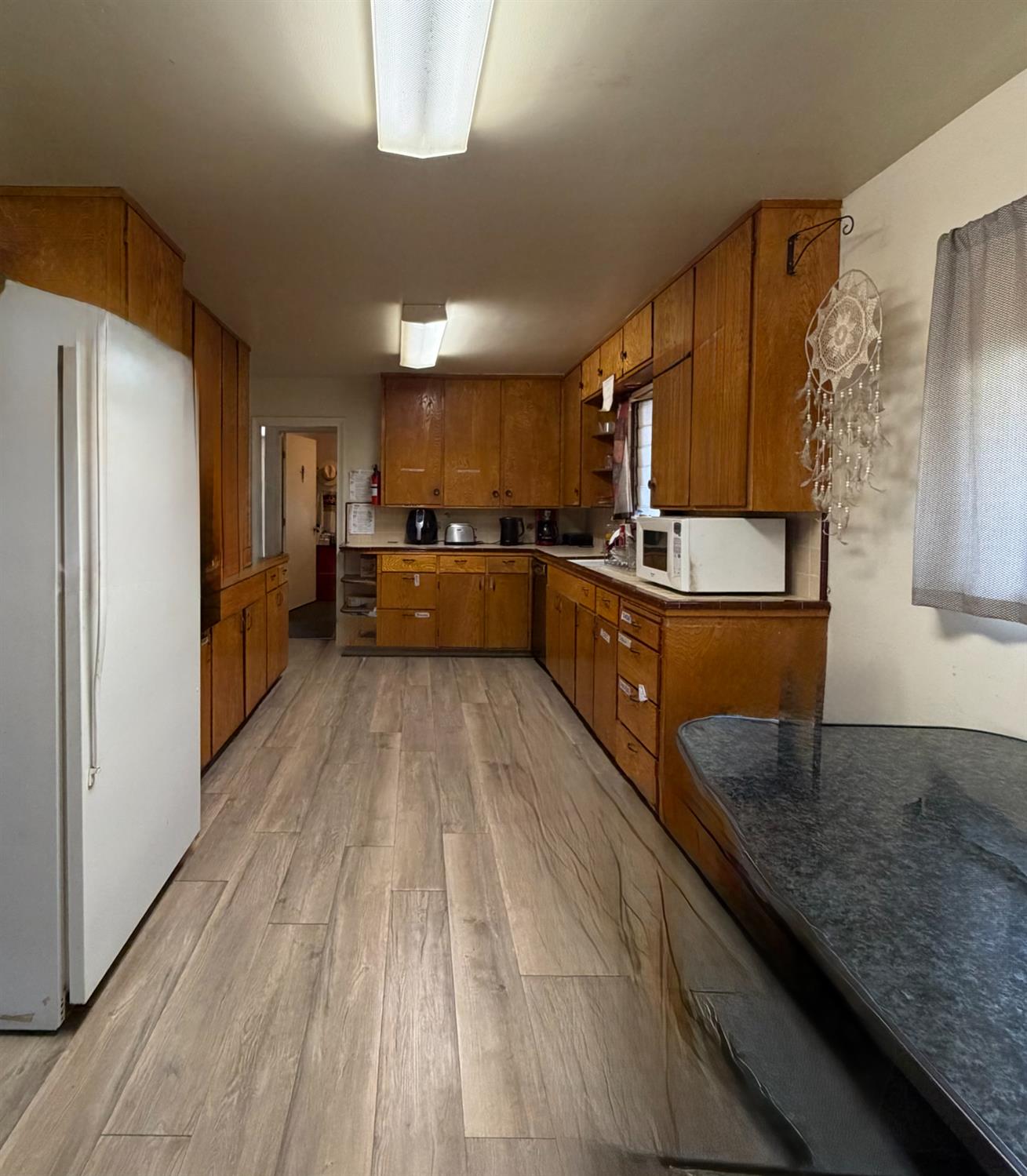 2233 6th Street Ceres, CA 95307 - Photo 10 of 19