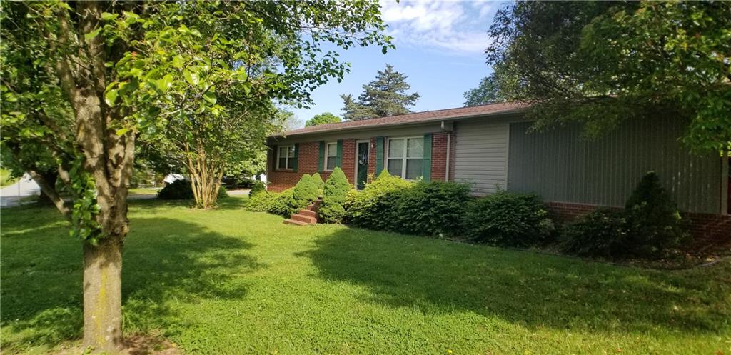 264 Legion Road Hudson, NC 28638 - Photo 2 of 16 Gallery Image 2