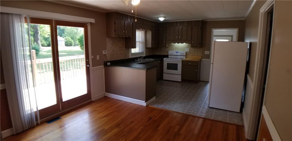 264 Legion Road Hudson, NC 28638 - Photo 8 of 16 Gallery Image 8