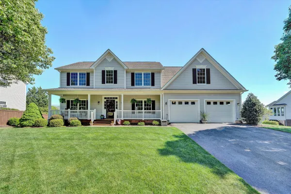 $579,000 | 6210 Crumpacker Drive, Roanoke, VA 24012