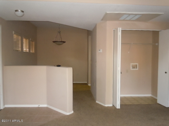 3434 East Baseline Road, Unit 106 Phoenix, AZ 85042 - Photo 3 of 11 DSCN1071