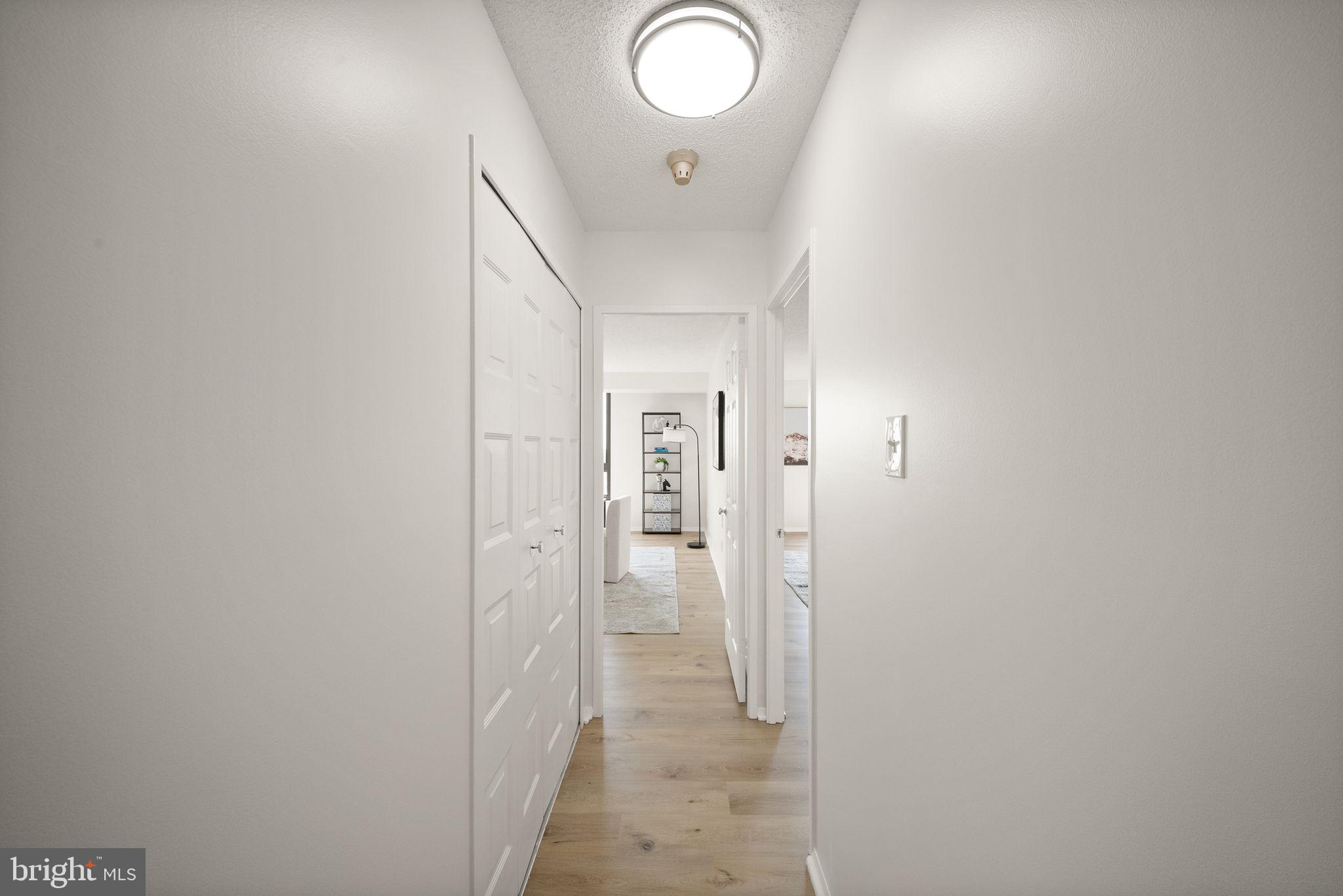 1800 Old Meadow Road, Unit 1601 McLean, VA 22102 - Photo 28 of 46 Hallway