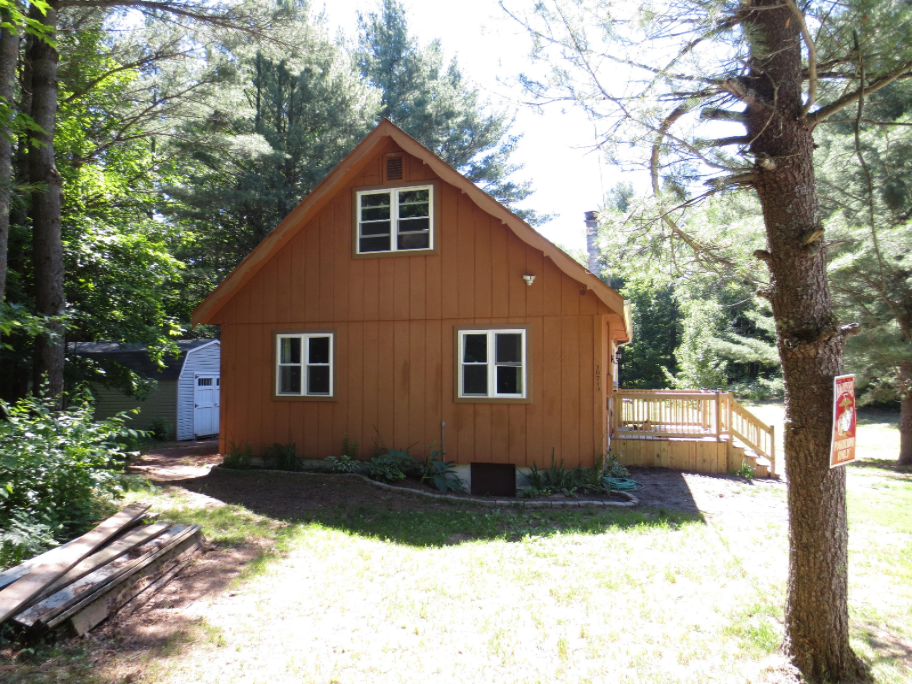 10719 North 17 Road Buckley, MI 49620 - Photo 2 of 22 IMG_1060