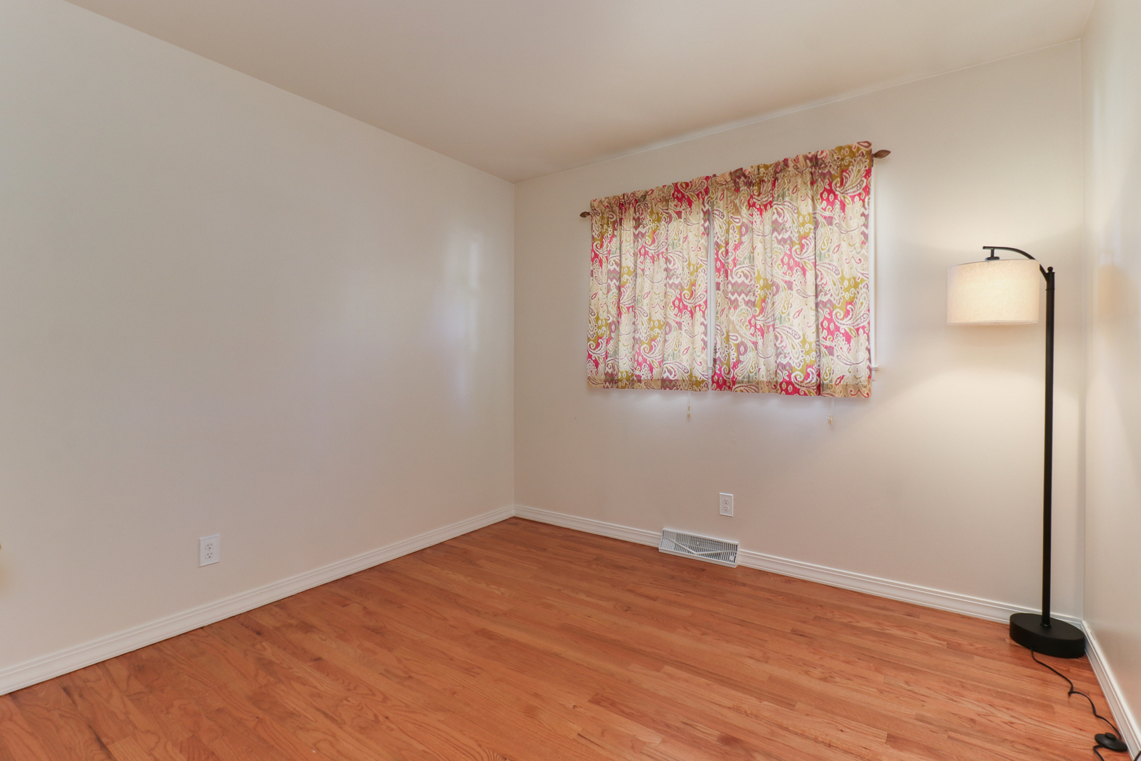 906 Hanlin Court Normal, IL 61761 - Photo 15 of 44 Gallery Image 15