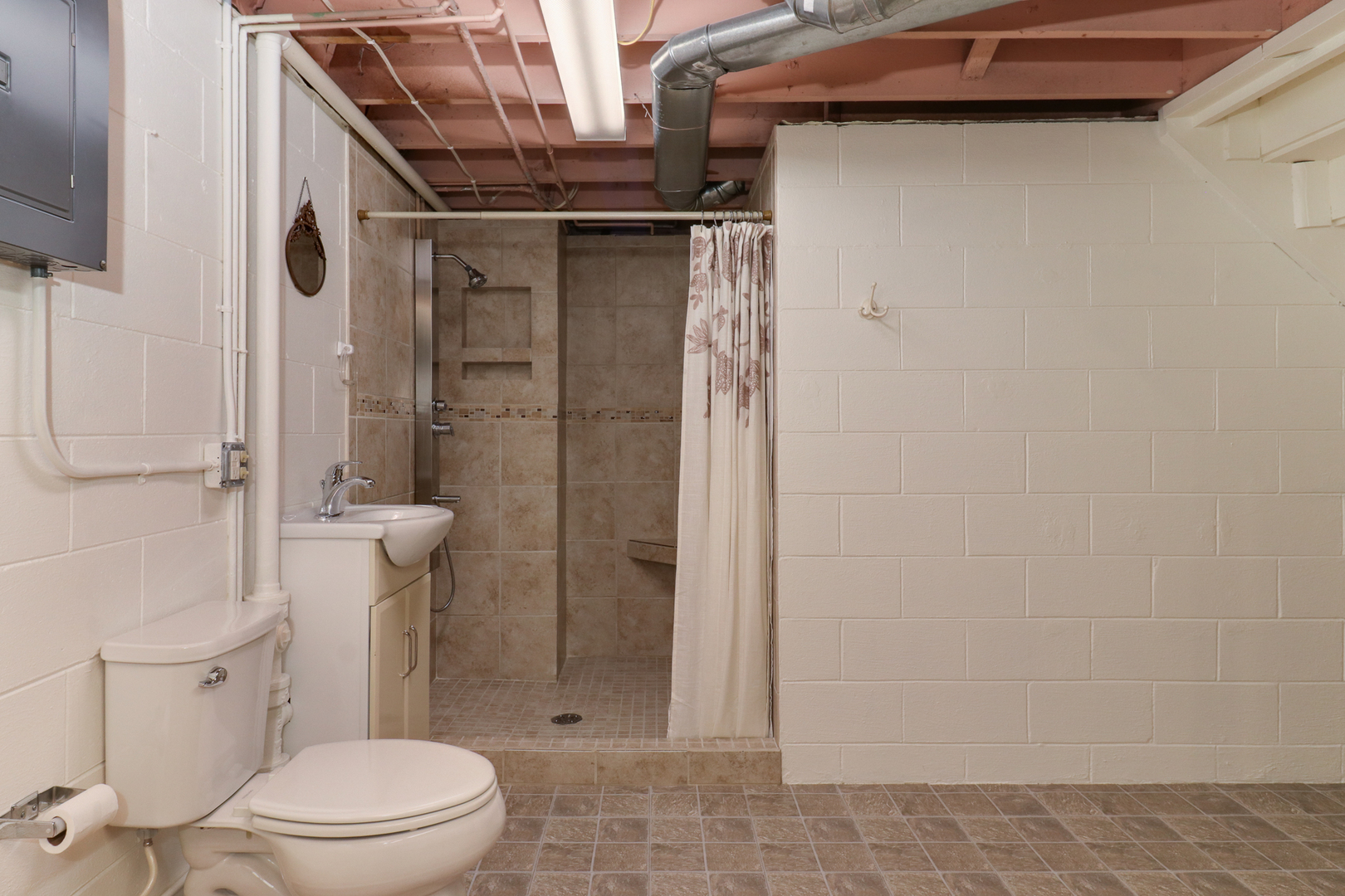 906 Hanlin Court Normal, IL 61761 - Photo 29 of 44 Gallery Image 29