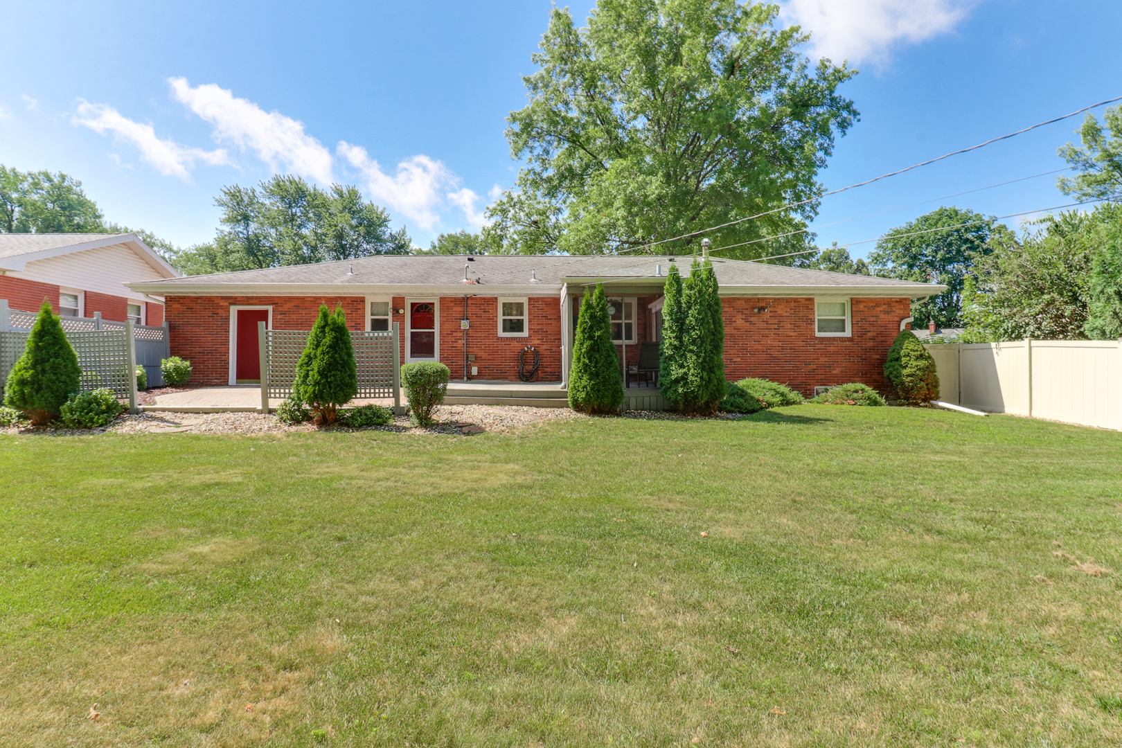 906 Hanlin Court Normal, IL 61761 - Photo 37 of 44 Gallery Image 37