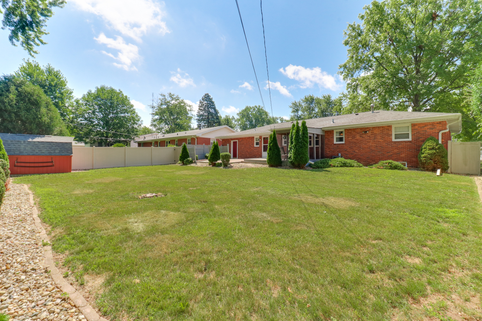 906 Hanlin Court Normal, IL 61761 - Photo 41 of 44 Gallery Image 41
