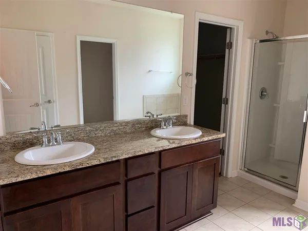 $2,200 | 17609 Eagles Perch Drive, Prairieville, LA 70769