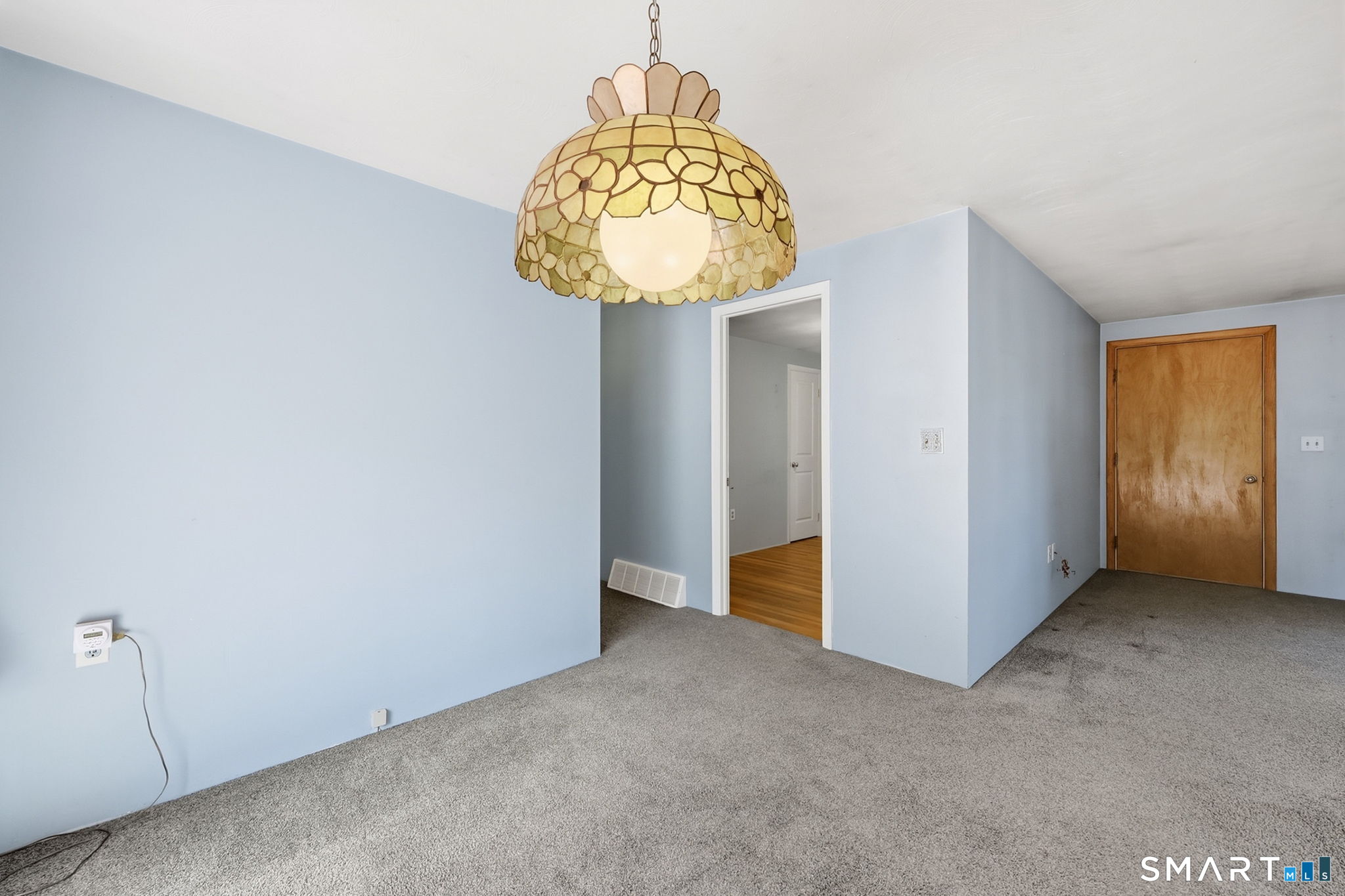 33 Spring Garden Road Enfield, CT 06082 - Photo 19 of 34 Gallery Image 19