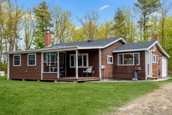 $239,900 | 227 Log Cabin Road, Ashby, MA 01431