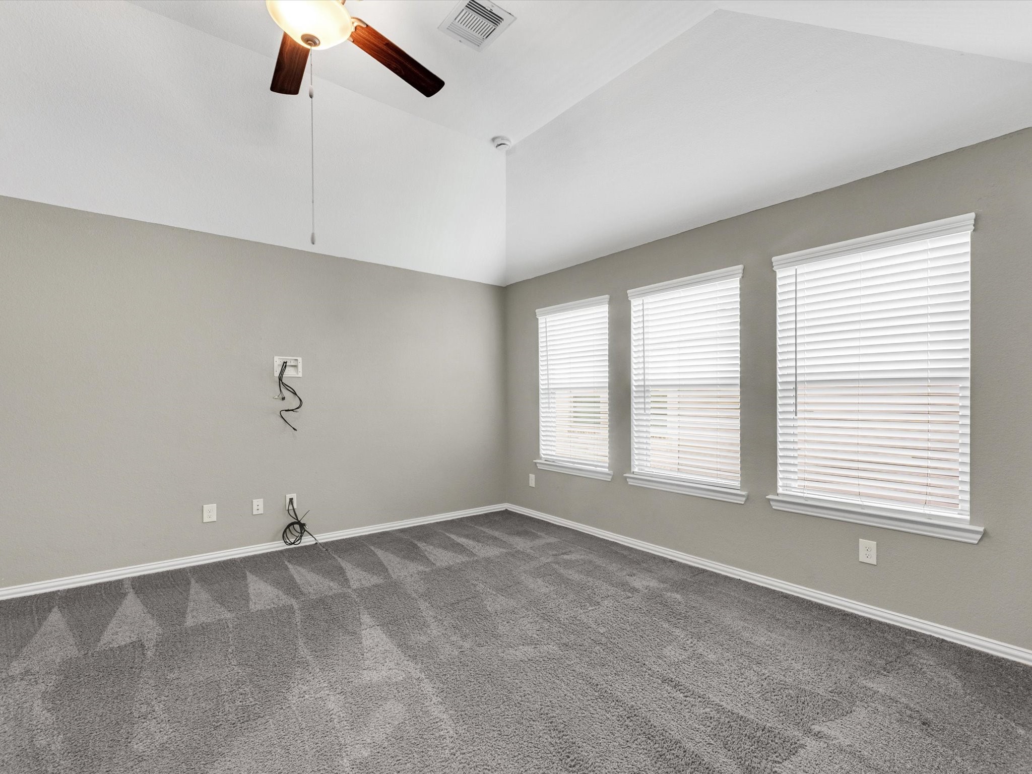 31120 Aspen Gate Trail Spring, TX 77386 - Photo 27 of 33 a view of an empty room with a window