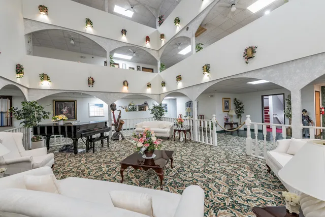 $1,200 | 3305 Sunset Avenue, Unit 121, Waukegan, IL 60087