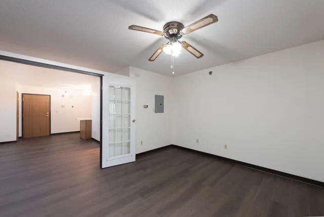 $1,200 | 3305 Sunset Avenue, Unit 121, Waukegan, IL 60087