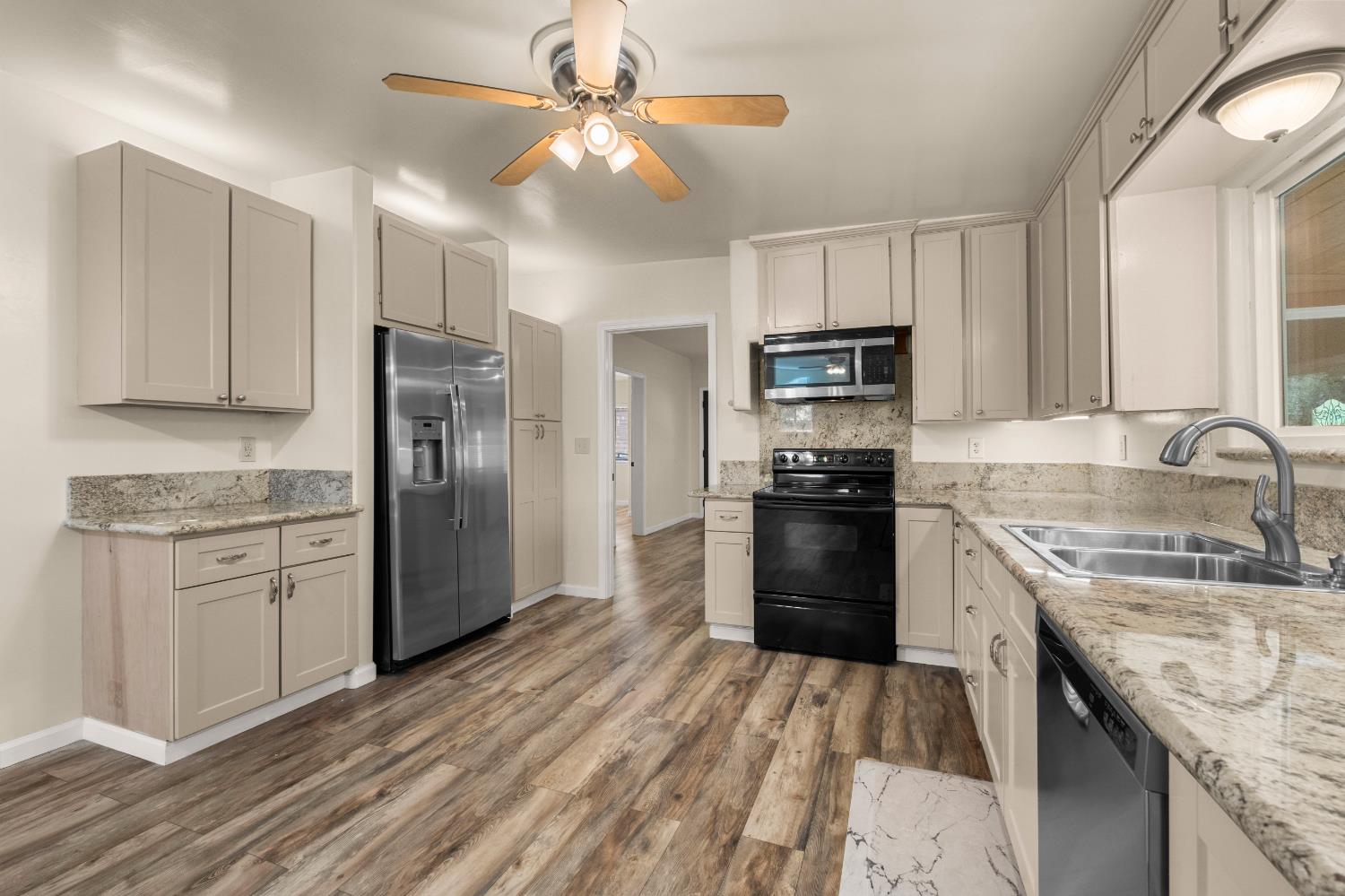 4612 South Point Road Diamond Springs, CA 95619 - Photo 13 of 68
