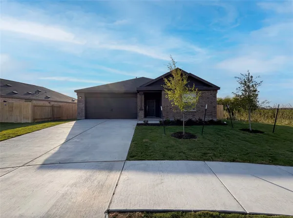 $340,000 | 507 Vantage Drive, Hutto, TX 78634
