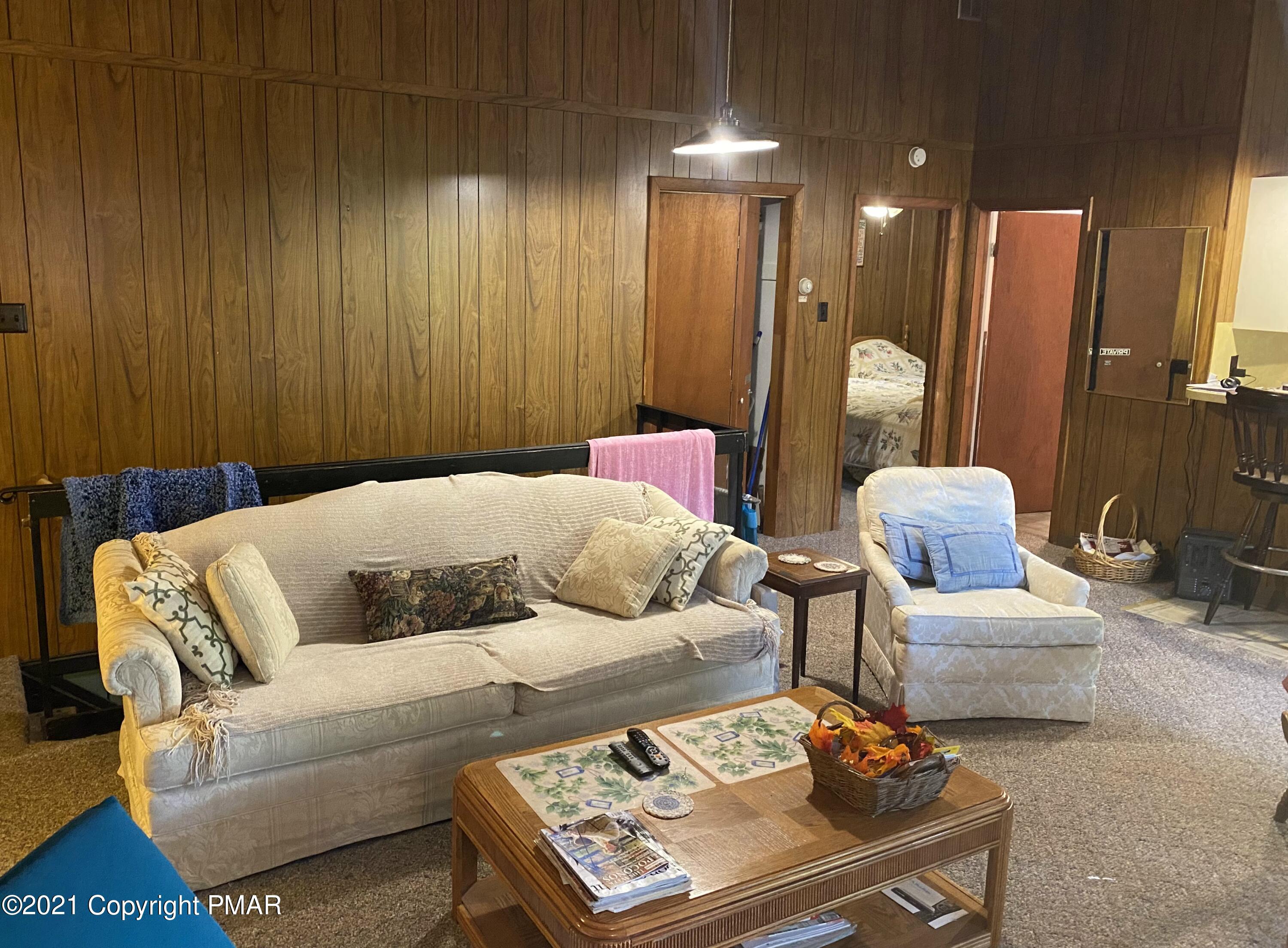 140 Elk Run Road Pocono Lake, PA 18347 - Photo 23 of 38 Great Room