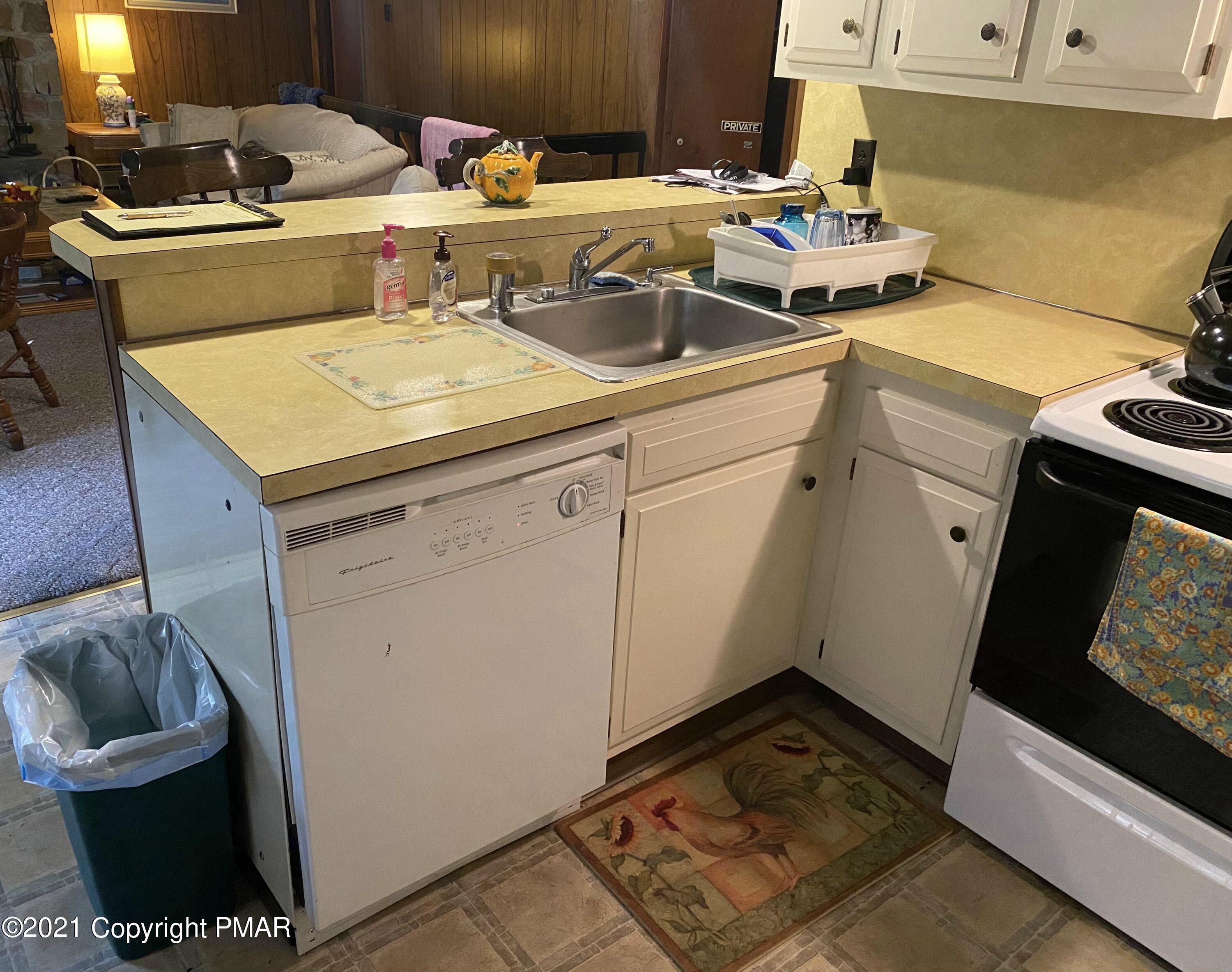 140 Elk Run Road Pocono Lake, PA 18347 - Photo 28 of 38 Dishwasher