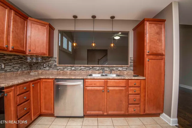 $386,000 | 1440 Hazelgreen Way, Knoxville, TN 37912