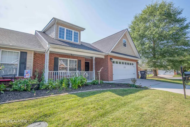 $386,000 | 1440 Hazelgreen Way, Knoxville, TN 37912