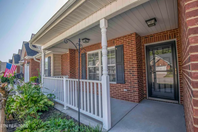 $386,000 | 1440 Hazelgreen Way, Knoxville, TN 37912