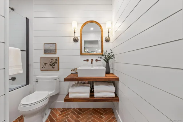 $1,525,000 | 1714 Hicks Street, Oceanside, CA 92054