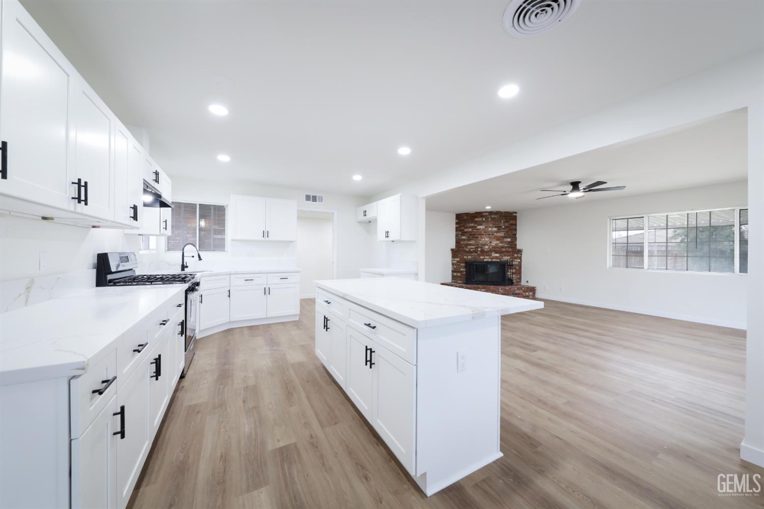 Undisclosed Address Bakersfield, CA 93308 - Photo 21 of 43