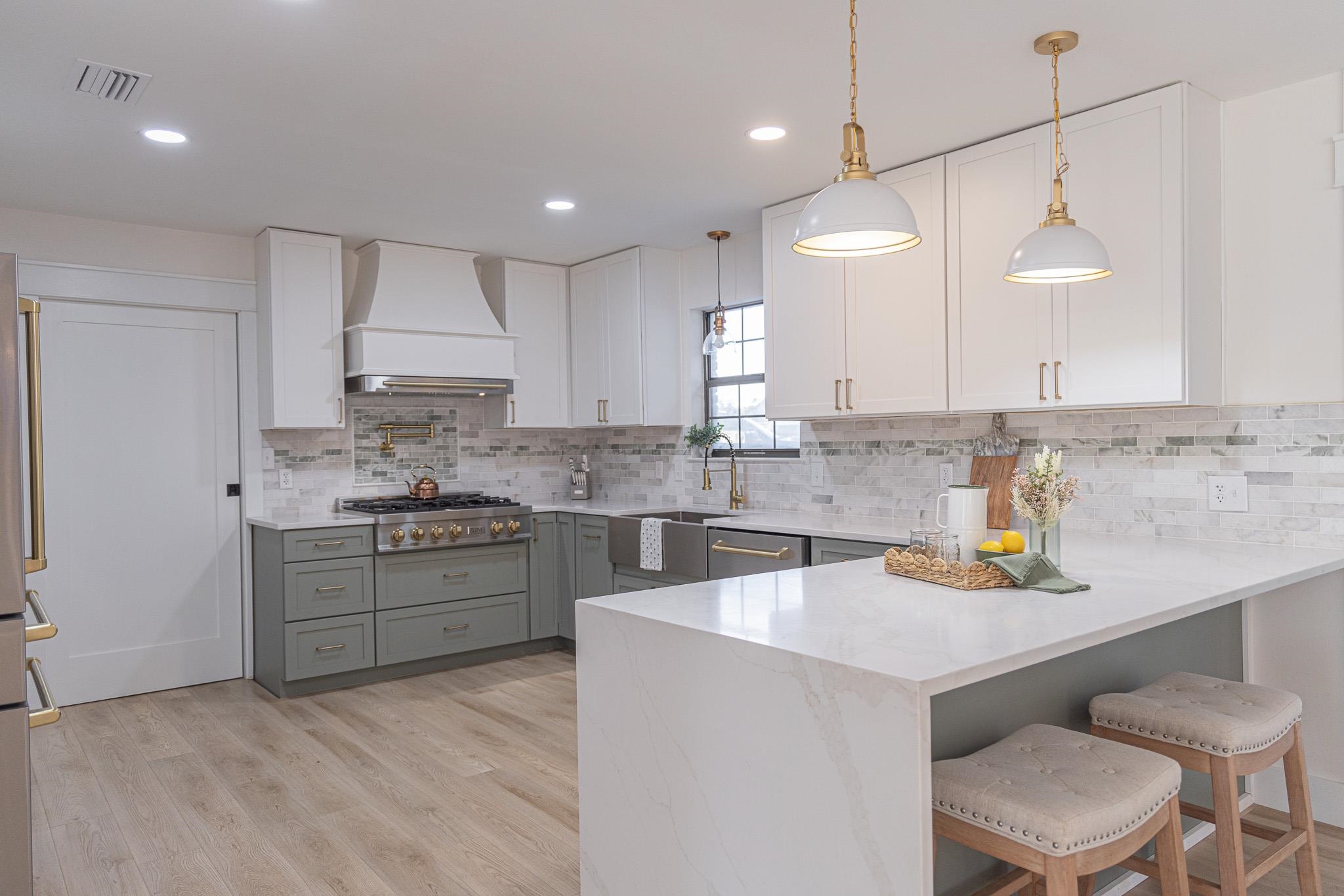 19690 Lawrence Road Fairhope, AL 36532 - Photo 15 of 73 Kitchen