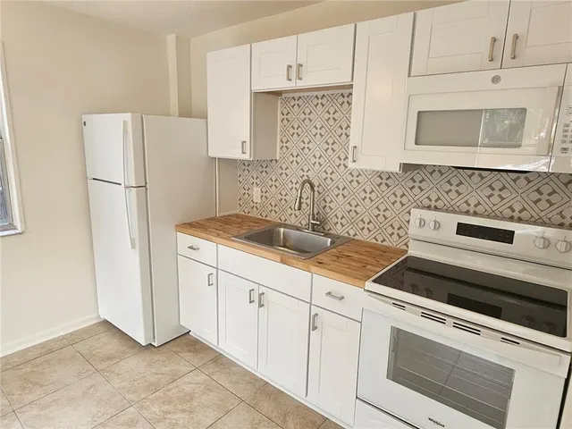 $1,450 | 655 7th Avenue North, Unit 3, St. Petersburg, FL 33701