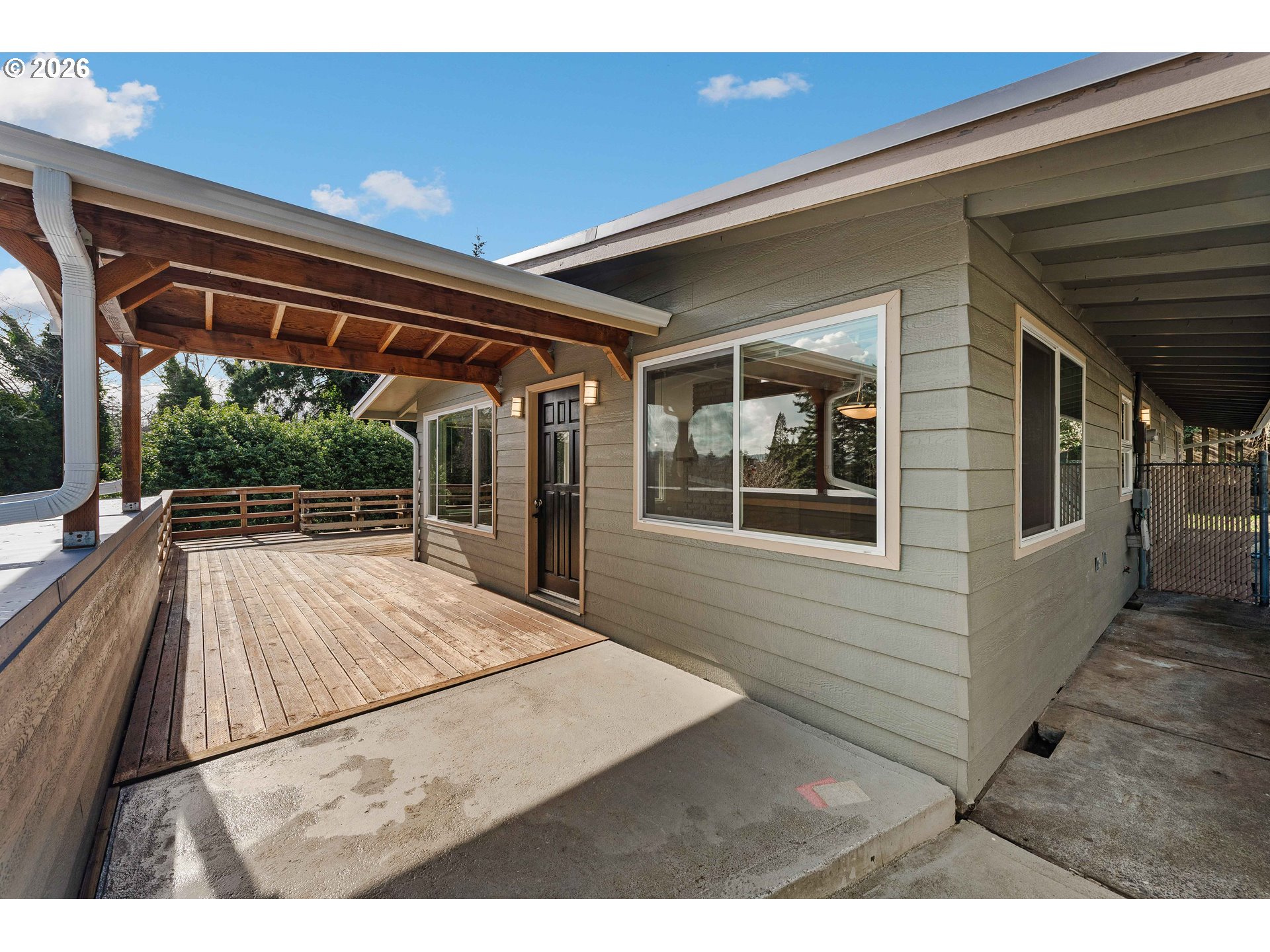 2912 Stanton Avenue North Bend, OR 97459 - Photo 7 of 39