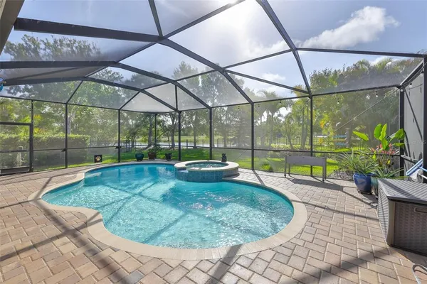 $635,000 | 6707 Park Strand Drive, Apollo Beach, FL 33572