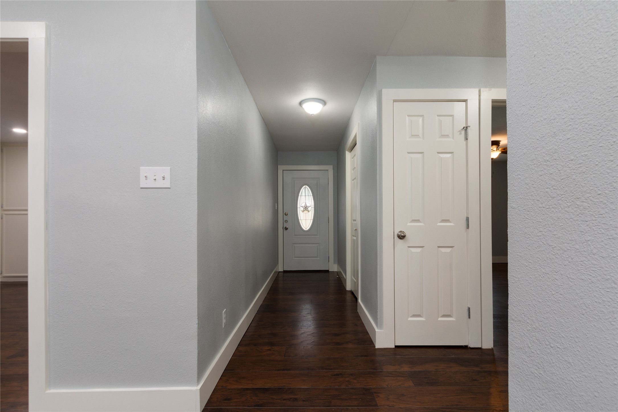 1005 George Street Taylor, TX 76574 - Photo 4 of 28