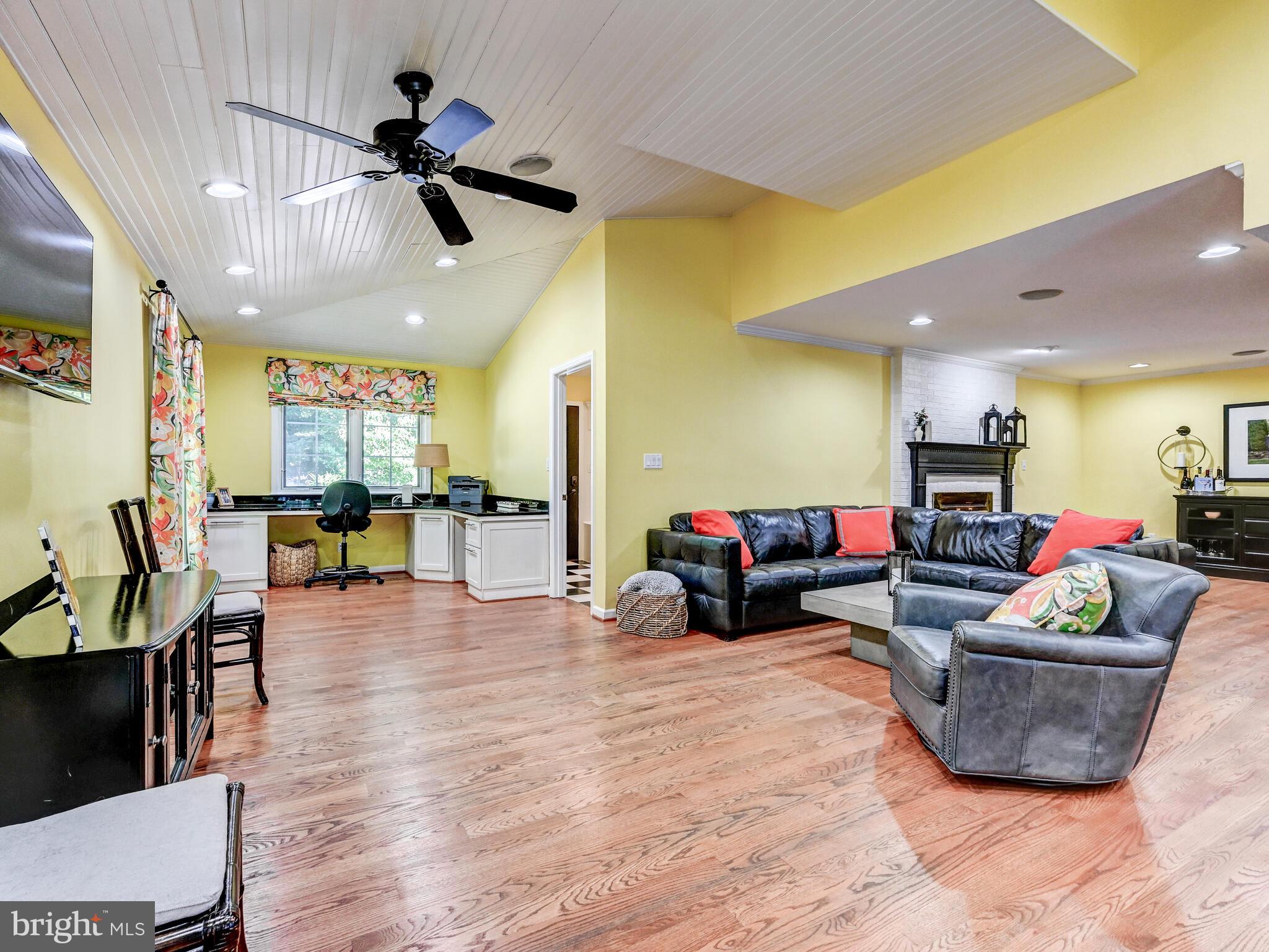 265 Hunters Ridge Road Lutherville-Timonium, MD 21093 - Photo 7 of 42 a living room with lots of furniture and kitchen view