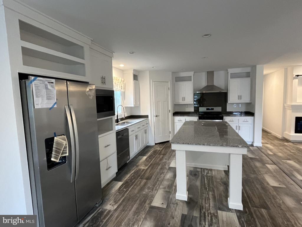 197 Spring Lane Doylestown, PA 18901 - Photo 9 of 17 a kitchen with a refrigerator sink and stove