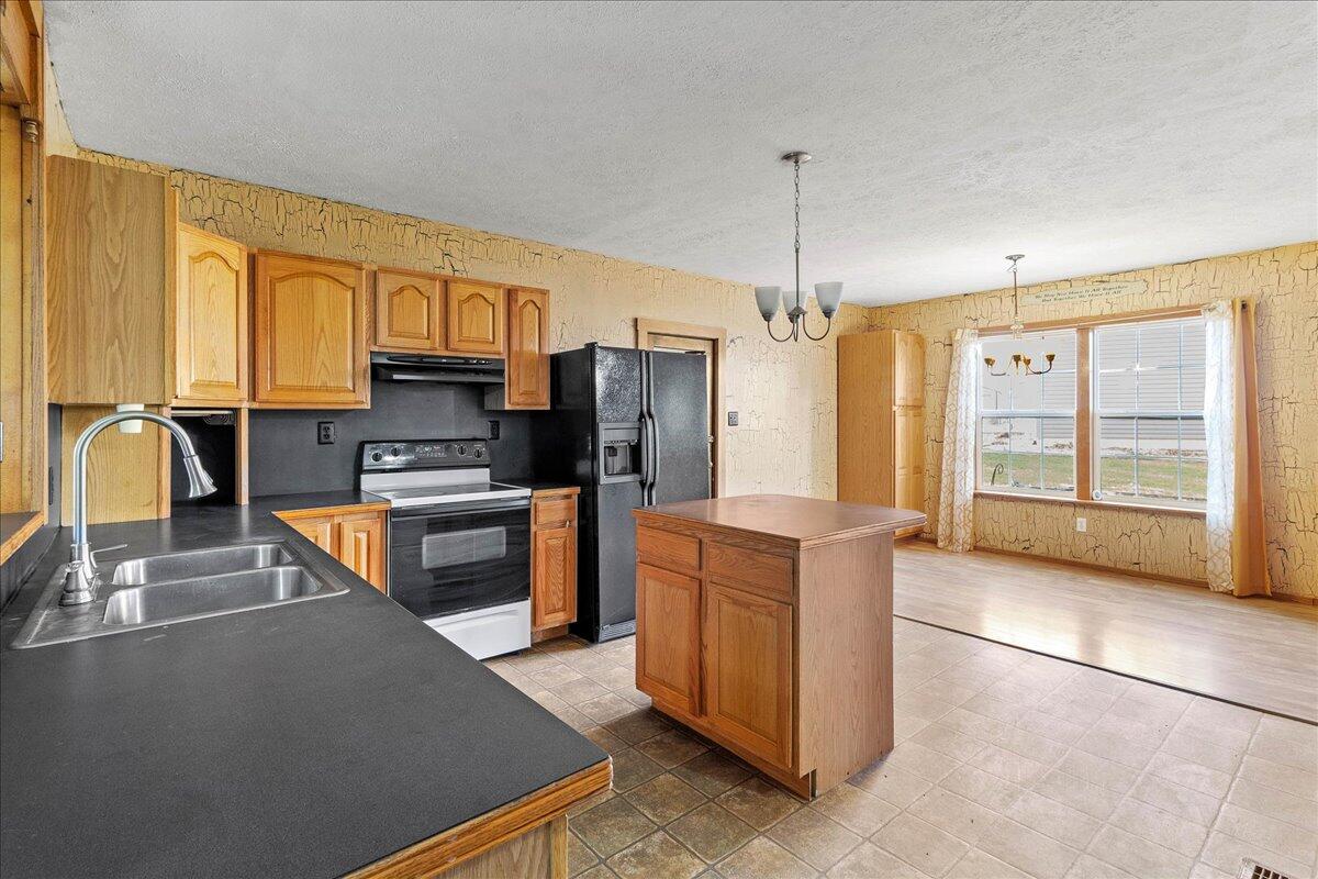 5228 C R 39 Huntsville, OH 43324 - Photo 13 of 53