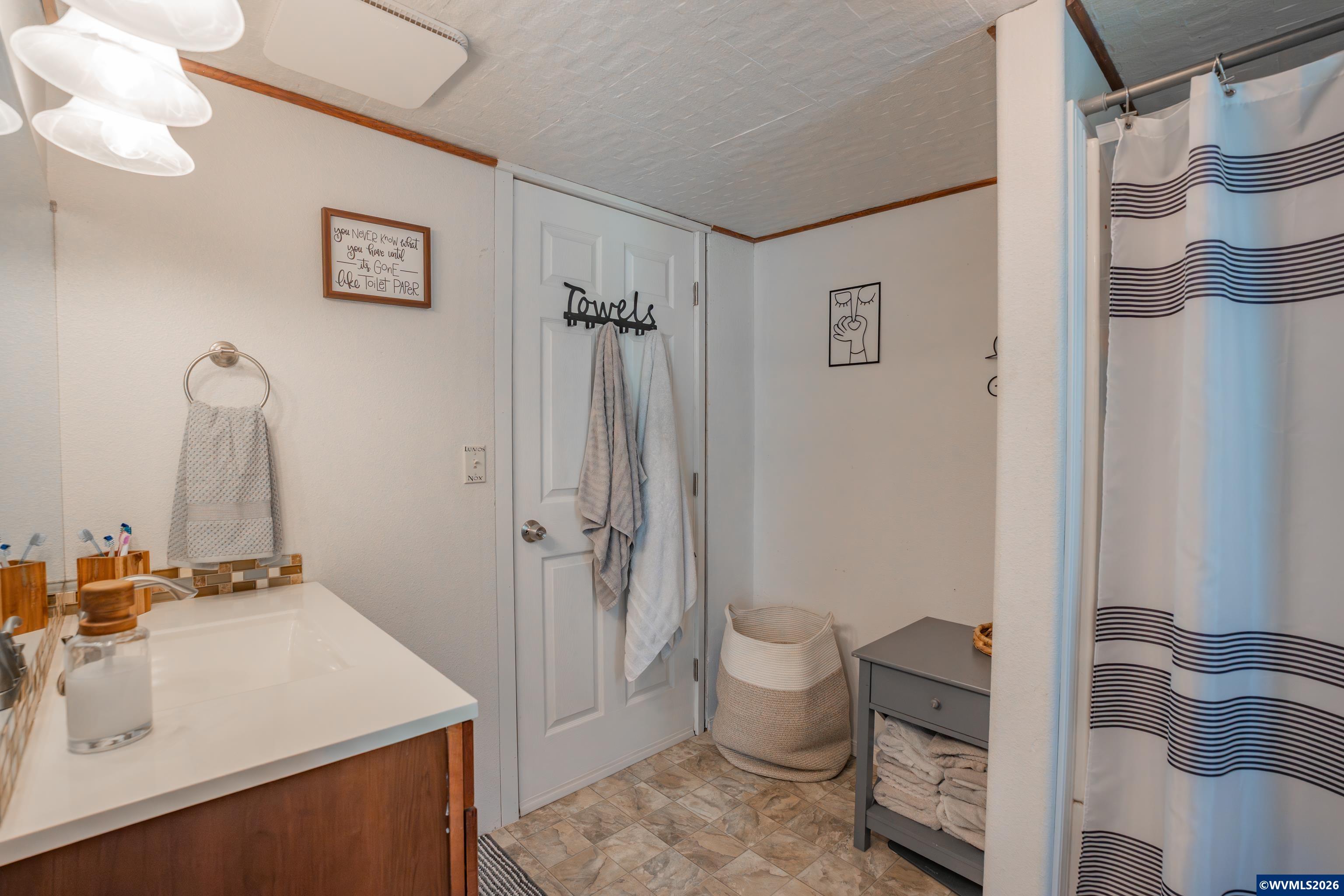 530 Brooks Street Lebanon, OR 97355 - Photo 15 of 26
