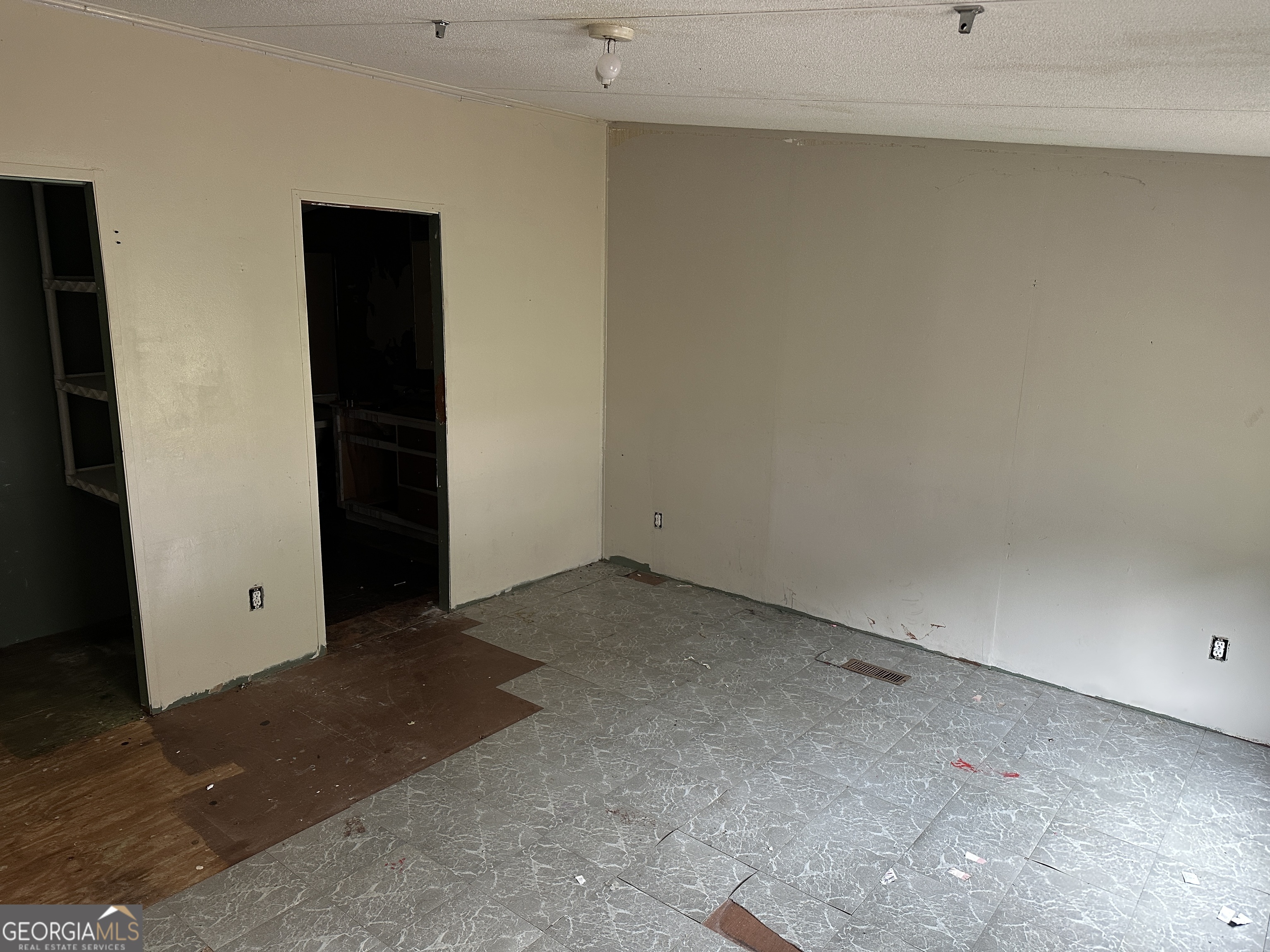 2050 Buckhorn Road Clarkesville, GA 30523 - Photo 5 of 19