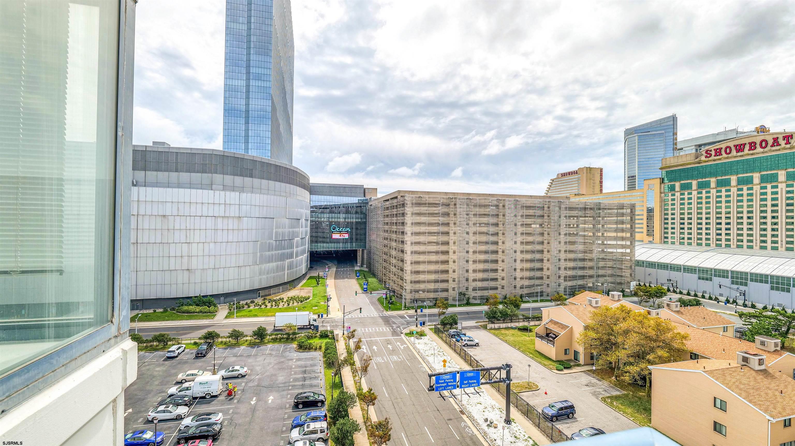 526 Pacific Avenue, Unit 903 Atlantic City, NJ 08401 - Photo 12 of 43 a view of terrace with seating space
