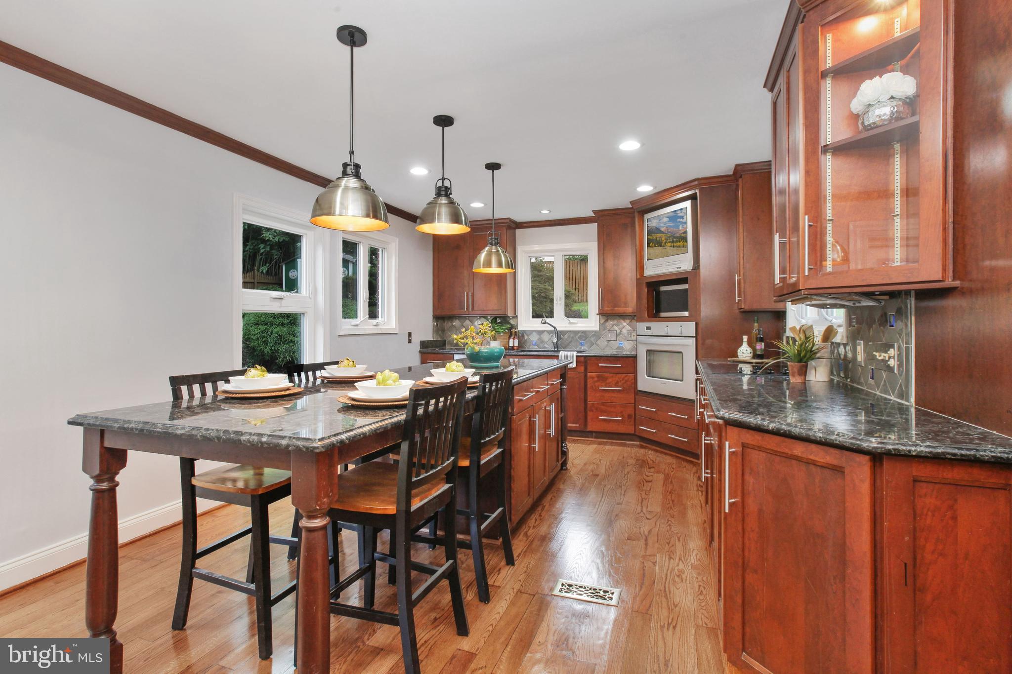 3908 Saul Road Kensington, MD 20895 - Photo 10 of 45