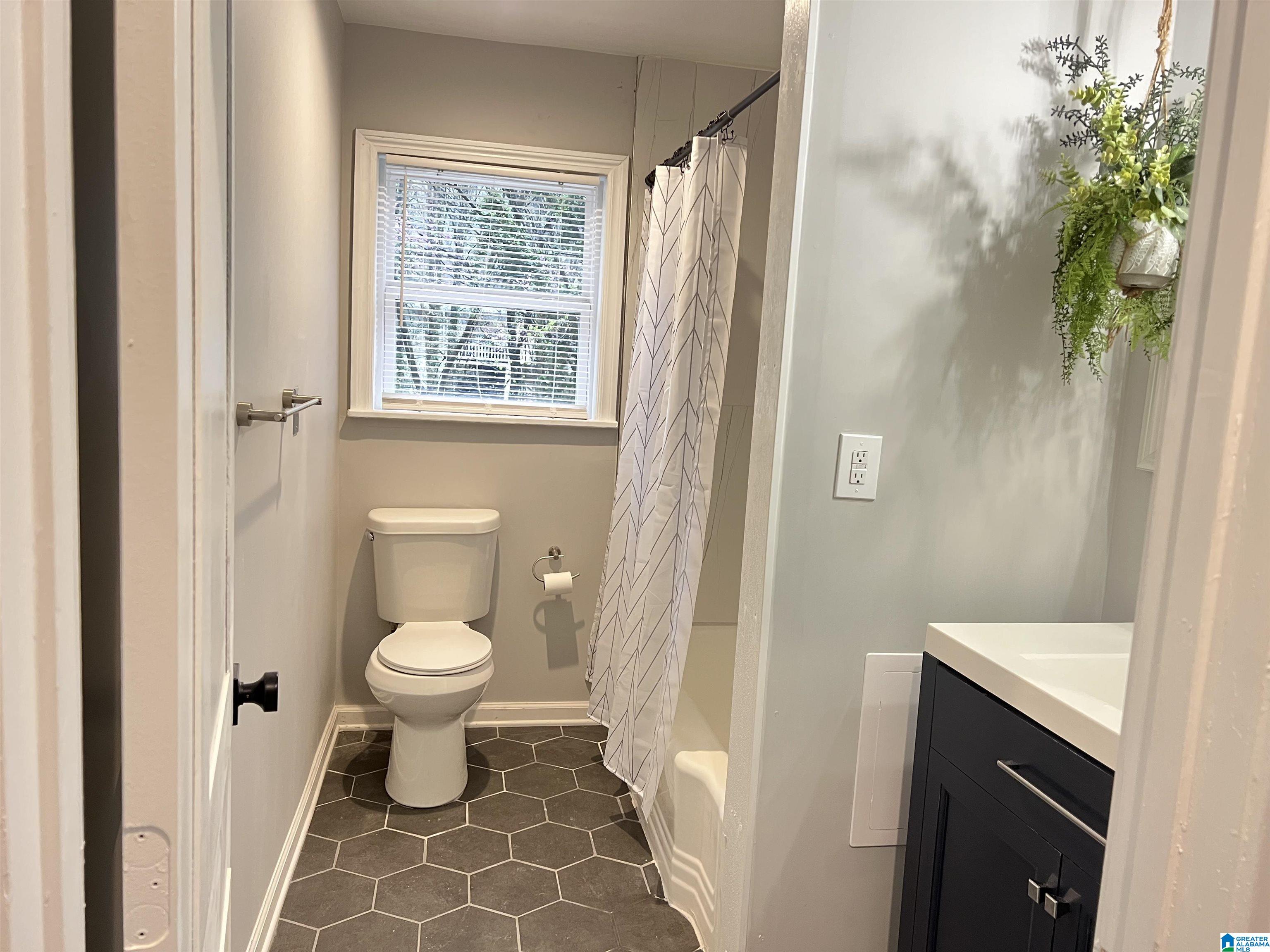 876 Vanderbilt Street Birmingham, AL 35206 - Photo 7 of 16